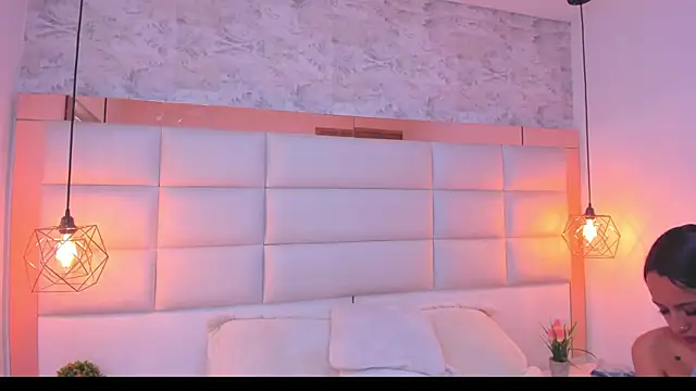 Salome Smitth 1 online show from March 24, 3:12 am