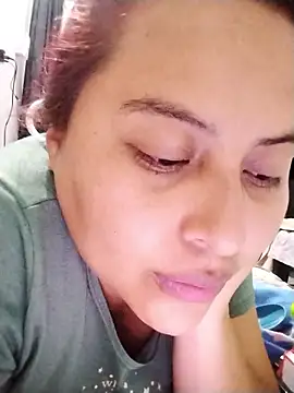 yelezia online show from January 12, 8:25 pm