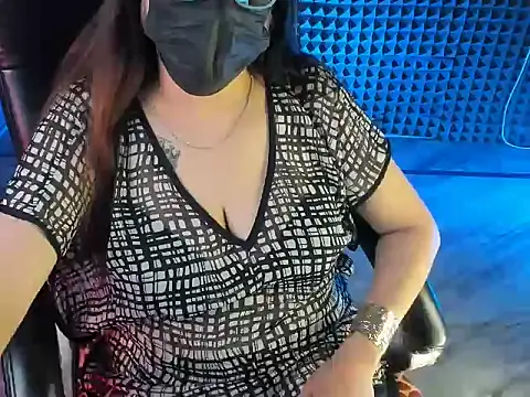 ShylaGill online show from September 12, 3:30 pm