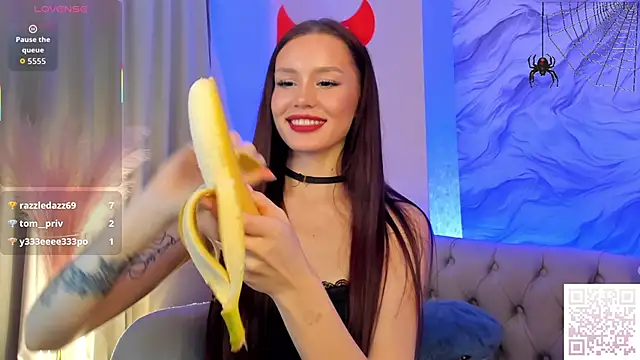 Aria Mila online show from November 1, 11:47 am