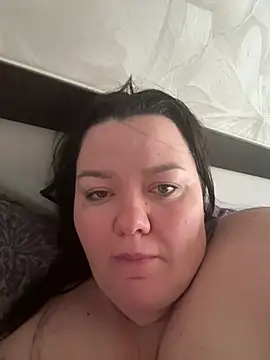 SunnyLeila2101 online show from February 20, 6:59 am