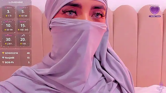 Snapshot of Jasmin_hamdan chatting on October 15, 1:19 am Jasmin hamdan online show from October 15, 1:19 am