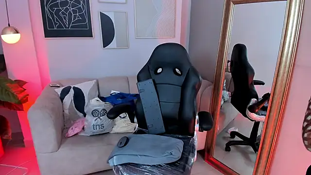 marie bass online show from February 20, 1:12 pm