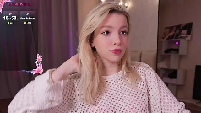 peachii meow online show from March 12, 6:32 pm