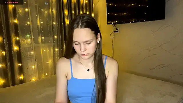 SoSweetGirl online show from December 15, 6:02 pm