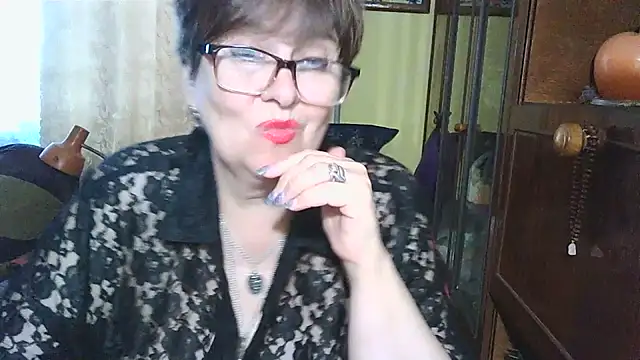 VeronicaGold511 online show from November 18, 10:27 am