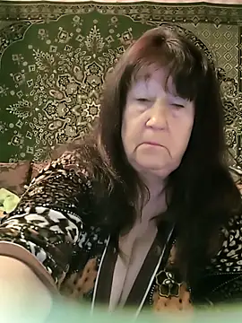 CrystalLime6411 online show from March 15, 3:19 am