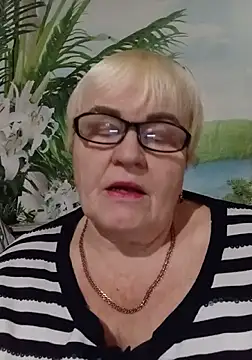 VioletSweet5566 online show from November 18, 1:34 pm