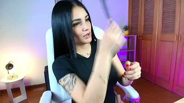 Julieta92  online show from June 25, 10:33 pm