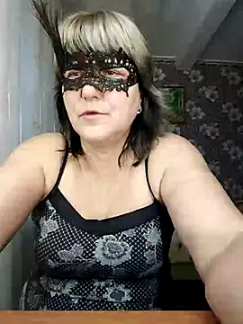 AliceGold5231 online show from November 24, 6:26 am