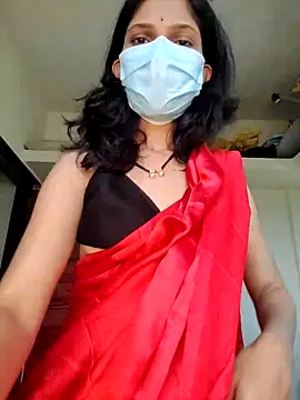 Shivani2002 online show from March 17, 9:57 am