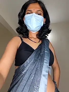 Shivani2002 online show from June 27, 4:46 pm