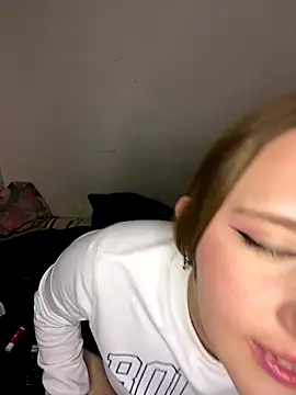 Cutie blondie online show from October 1, 7:41 pm