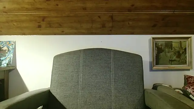 TiffanyMature online show from January 12, 10:15 pm