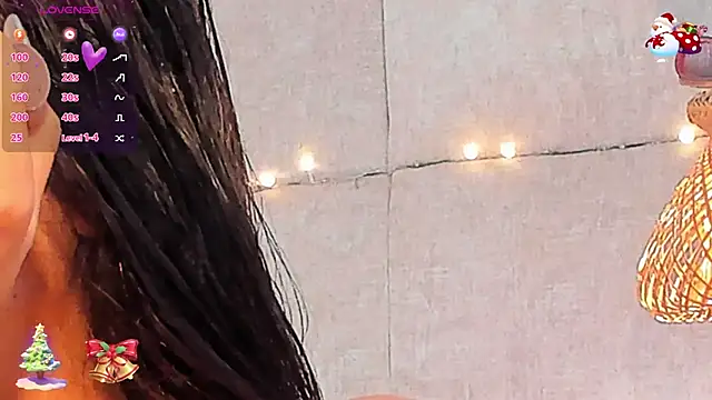 VioletHilton online show from January 6, 7:17 pm