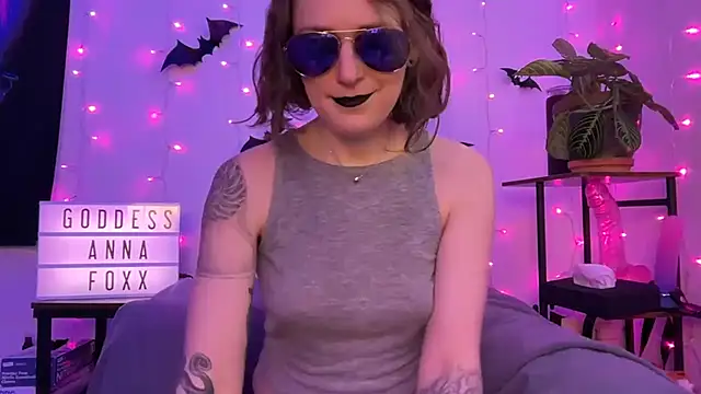 mistressannafoxx online show from January 12, 10:04 pm