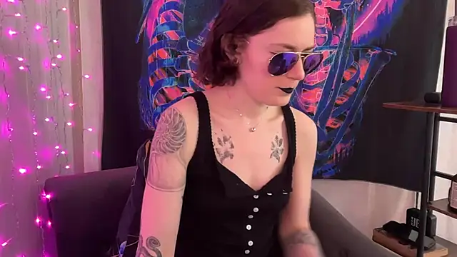 mistressannafoxx online show from September 30, 9:08 pm