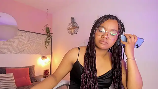 Snapshot of Terry_ebony chatting on October 22, 4:50 am Terry ebony online show from October 22, 4:50 am