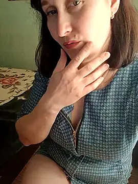 Amandda  online show from April 19, 2:28 pm