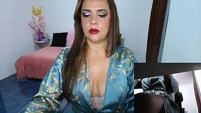 Paulina-Becerraa online show from November 15, 4:46 am