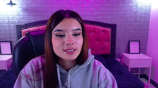 Natalie loffreda online show from October 17, 3:10 am