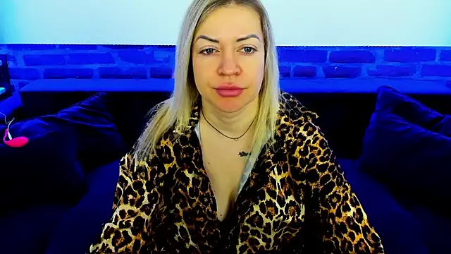 Anna Snows online show from November 6, 6:30 am