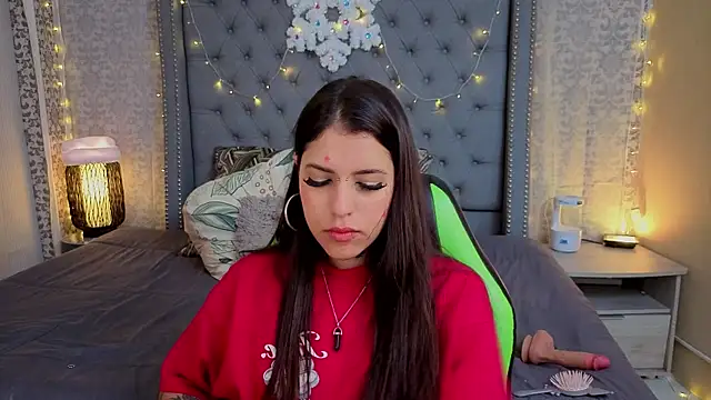 Abby roussee online show from December 19, 11:08 pm