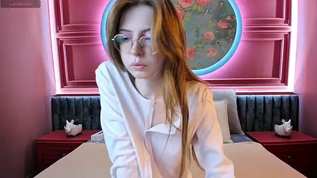 Snapshot of Grace_blush chatting on October 15, 7:11 am Grace blush online show from October 15, 7:11 am