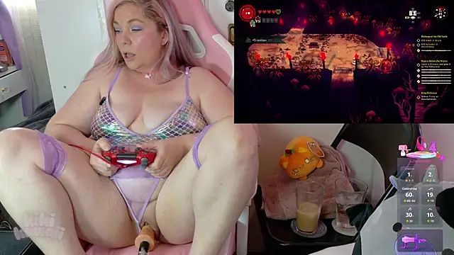 KawaiiKiki247 online show from October 7, 5:06 pm