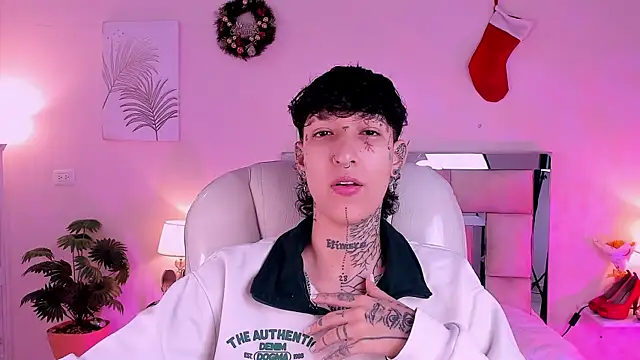 Luci Rose online show from January 14, 5:56 am