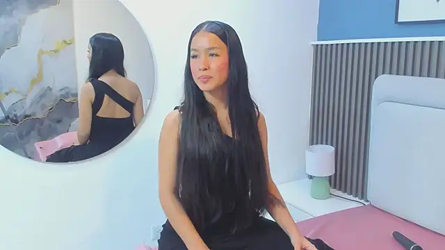 lily  star online show from March 11, 3:33 am