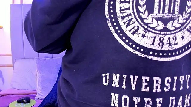 Ashley Monroe online show from October 6, 11:38 am