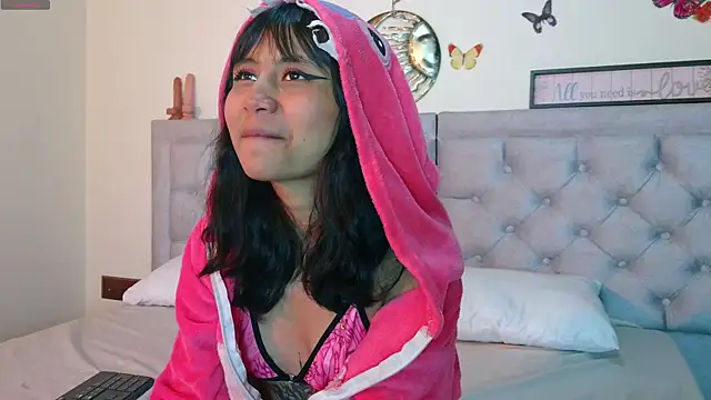 NubesNubladas online show from November 13, 3:49 am