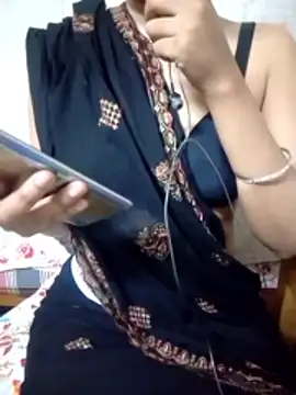 Tanishacutie online show from May 3, 6:17 am