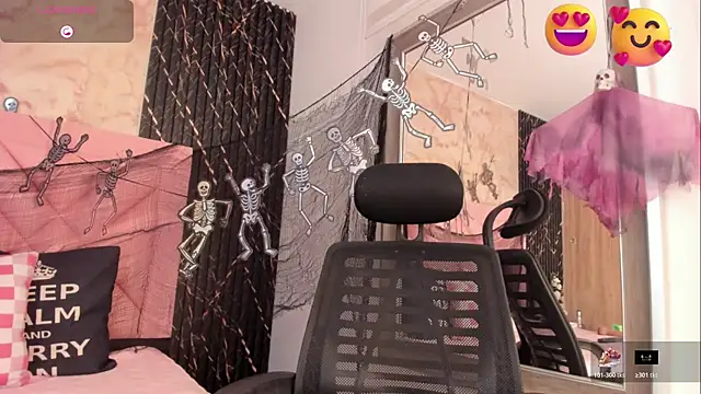 maia bianchi online show from October 31, 2:43 pm