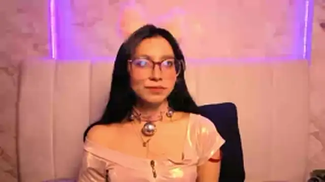 VioletxBloom online show from November 20, 8:26 am