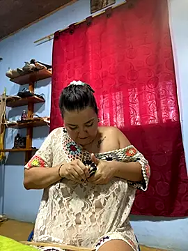 Snapshot of ValeriaS12 chatting on October 20, 4:21 pm ValeriaS12 online show from October 20, 4:21 pm