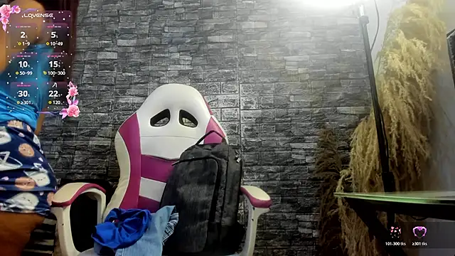 karoll  sex online show from December 18, 12:43 pm