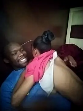 Snapshot of TinnyVsGiant chatting on September 12, 1:51 pm TinnyVsGiant online show from September 12, 1:51 pm