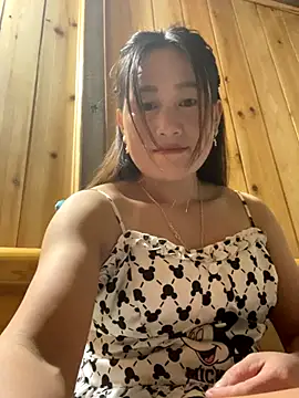 phungtiti online show from October 28, 9:04 am