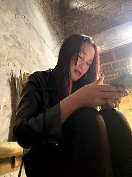 phungtiti online show from January 9, 3:00 am