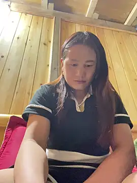 phungtiti online show from February 28, 11:48 pm