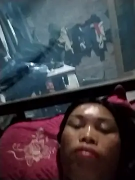   Ngoc20   online show from June 30, 12:59 pm