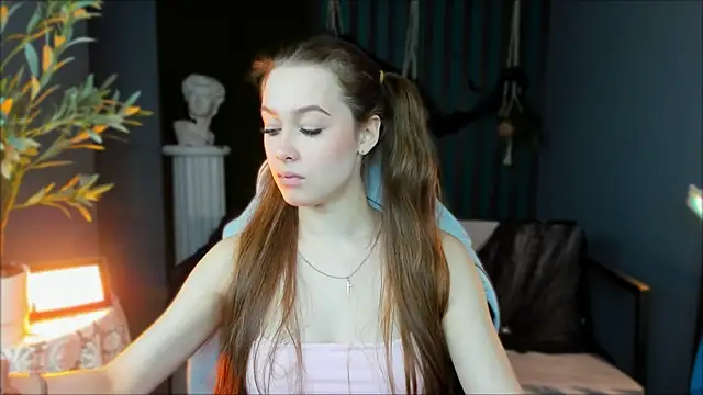 ArielSykes online show from October 30, 5:14 pm