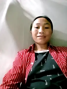 lucybaby00 online show from May 10, 1:46 pm