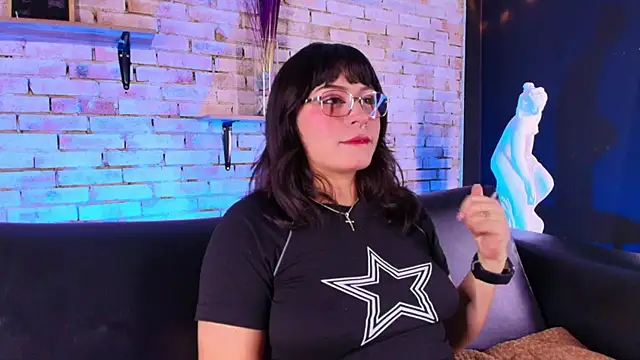 kitty malach online show from April 20, 2:36 am