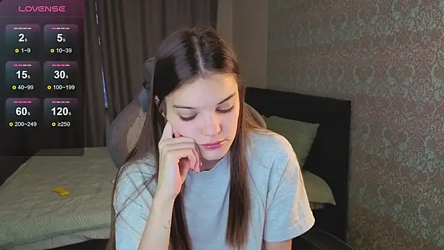 magic shy  online show from October 24, 1:23 am