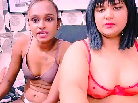 indianfoxy01 online show from November 10, 10:10 am