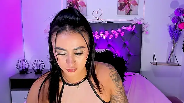 SagiraBelle online show from April 7, 5:26 pm