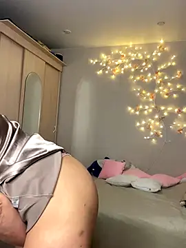 Bellissa  online show from October 7, 2:21 pm